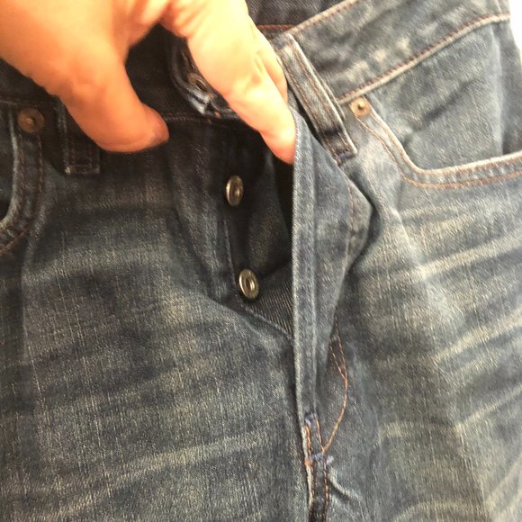 Diesel men lightly distressed jeans, fly buttons, 30 - Picture 6 of 11